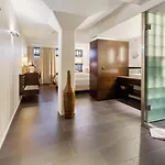 Becozy Self Check-In & Pop-Up Hotel Sihlcity